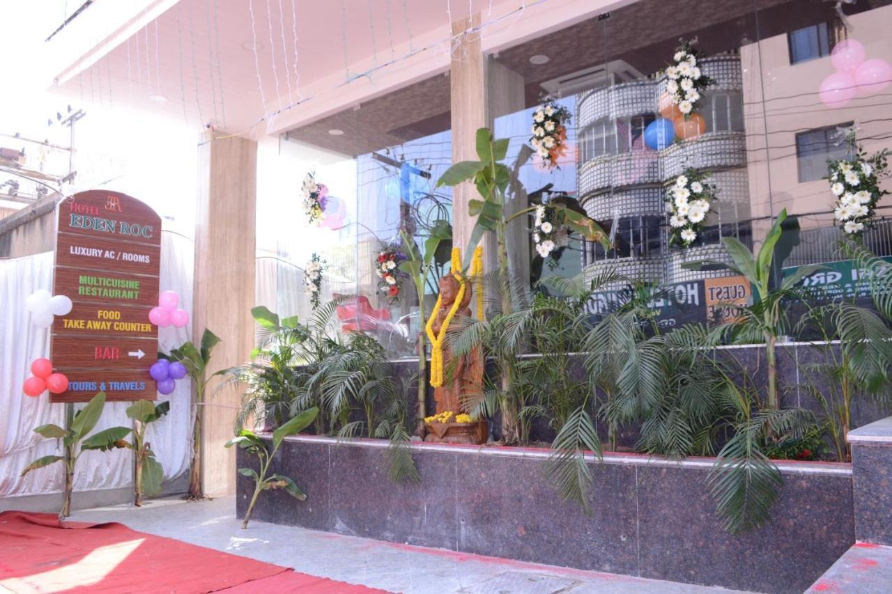 Hotel Eden Roc Bhubaneswar Esterno foto