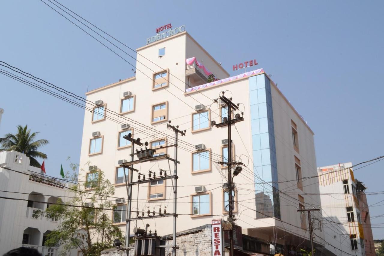 Hotel Eden Roc Bhubaneswar Esterno foto